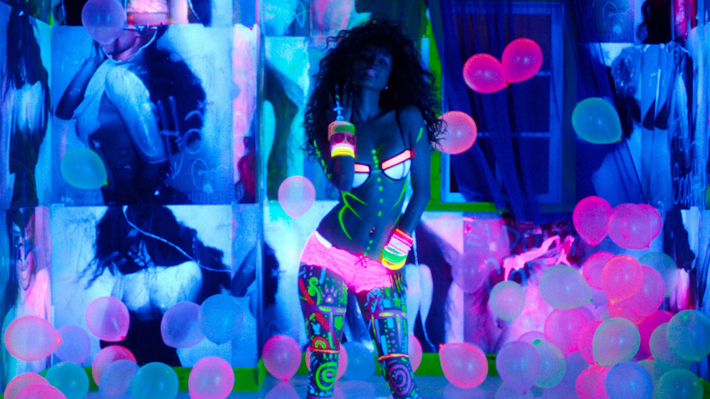 Photo for "TYLA - THE A*POP WORLD TOUR"